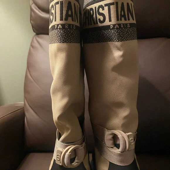 Dior boots sz 42 worn once with box and dustbags - Picture 5 of 11